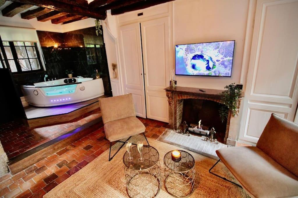 Le Gustave - Sauna, Jacuzzi & Terrasse A Apartment *