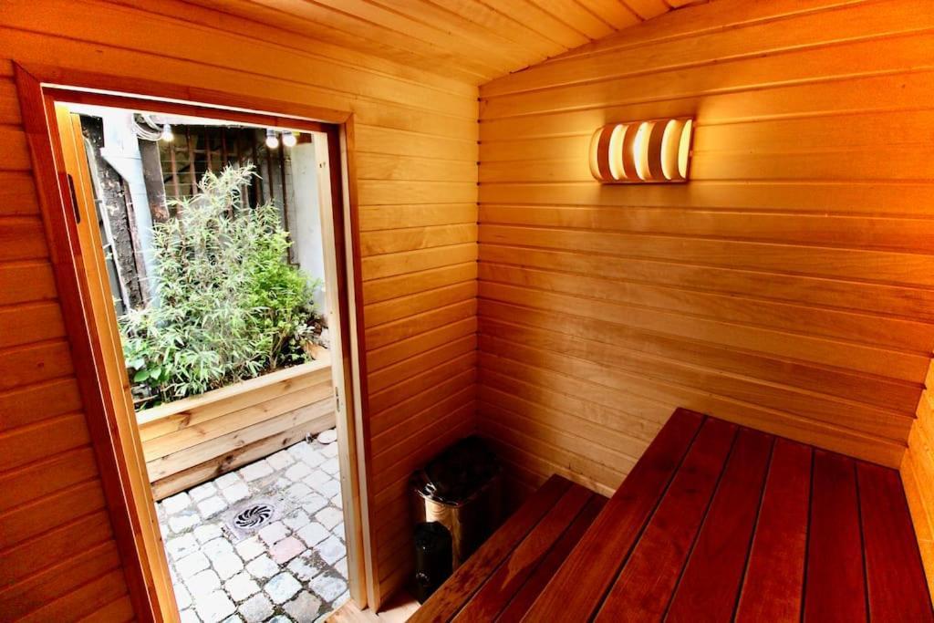 Le Gustave - Sauna, Jacuzzi & Terrasse A Apartment